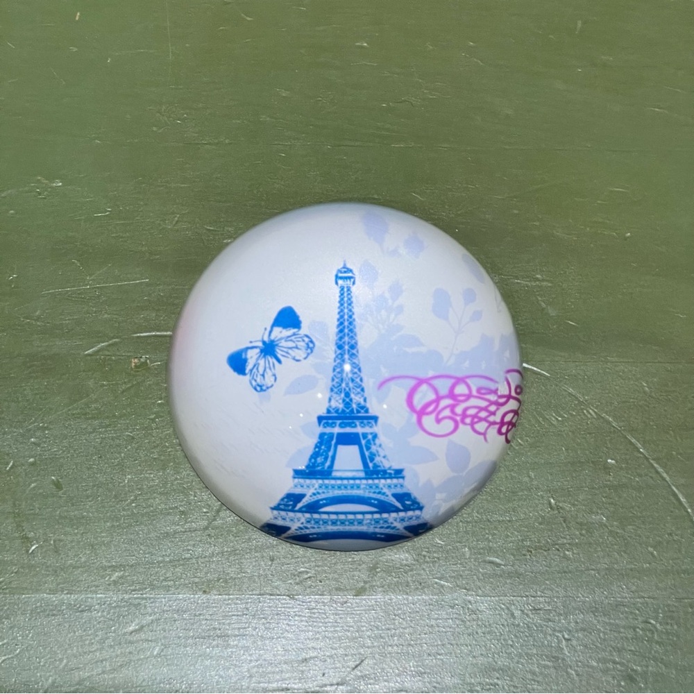 Vintage Eiffel Tower Paris Souvenir Glass Dome Paperweight